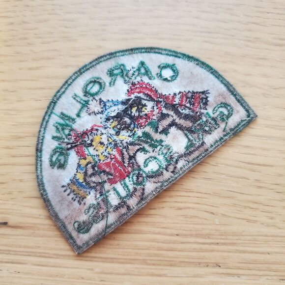 Vintage Y2K Girl Scouts Caroling Patch - Picture 2 of 3